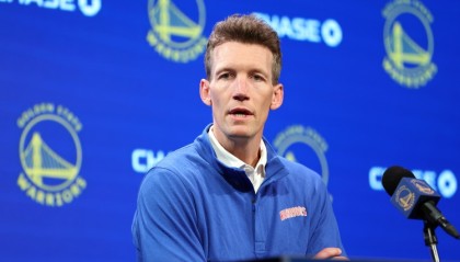 开云在线-邓利维：本赛季阵容22年夺冠后最佳 库巴+波津三核心缺席很难赢球