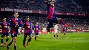 kaiyun-拉菲尼亚欧冠已为巴萨打进15球，超过了14球的罗纳尔迪尼奥