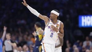 开云APP-今年SGA有戏？此前10次球员成得分王且球队60+胜场时 9次斩获MVP