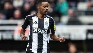 开云在线-差4000万镑！ESPN：利物浦报价伊萨克被拒，认为此时再报价无意义